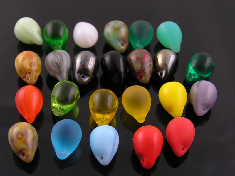 3D Czech Glass Teardrops, 14x10mm