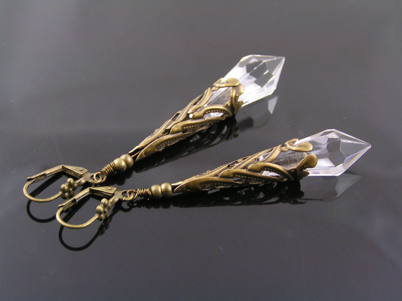 Filigree Crystal Point Earrings