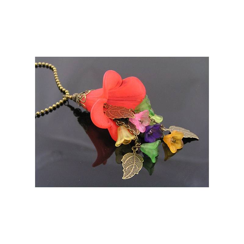 Lucite hotsell flower necklace