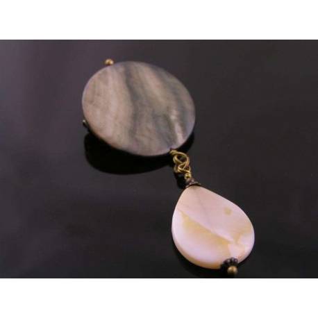 Mother-of-Pearl Shell Brooch