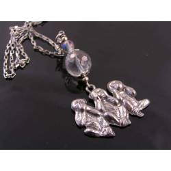 Three Wise Monkeys, Necklace