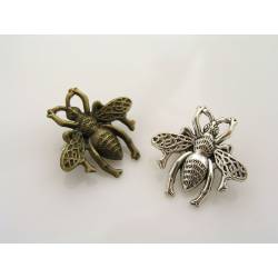 Tiny Bee Brooch