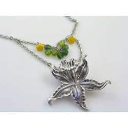 Daffodil Necklace