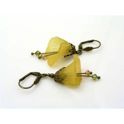 Hand Dyed Ruffle Lucite Flower Earrings