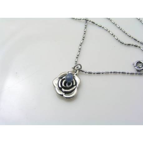 Cute Flower Necklace with Blue Sapphire