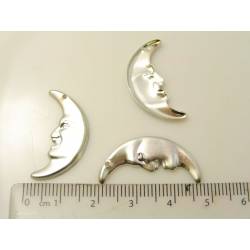 10 Crescent Moon Pendants