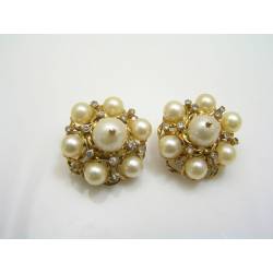 Large Clip-on Earrings with genuine Pearls