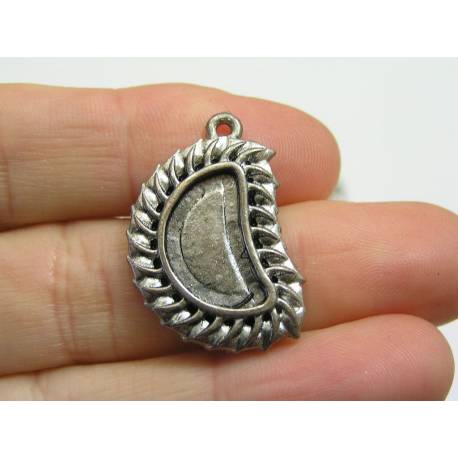 Moon Cabochon Settings, Pendants