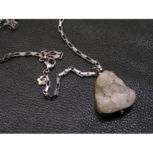 Unique Quartz Druzy Pendant Necklace